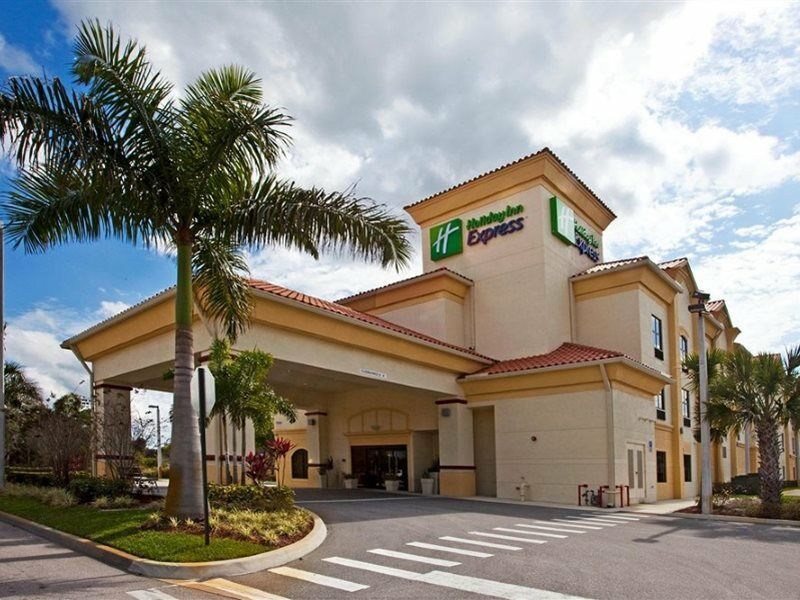Holiday Inn Express Stuart By Ihg Palm City Exterior photo